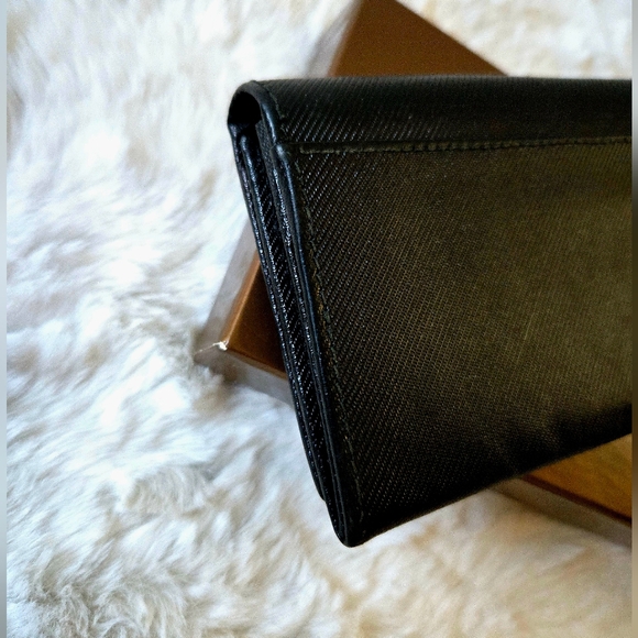 Gucci Hysteria Black Long Wallet - Picture 8 of 16